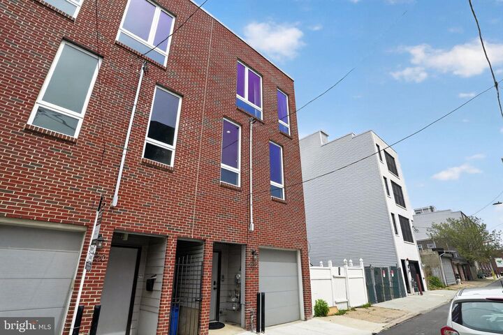 Property Photo:  2822 Livingston Street  PA 19134 