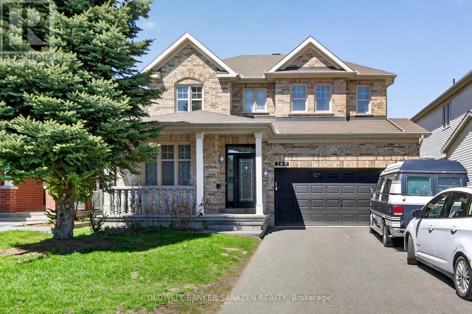 Photo de la propriété: 149 August Lily Crescent ON K1V 2E3