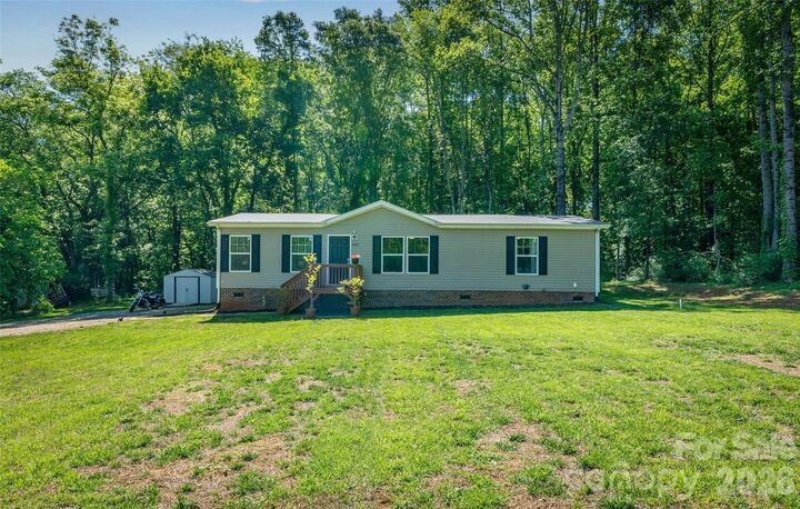 Property Photo:  5007 Carlos Road  NC 28609 