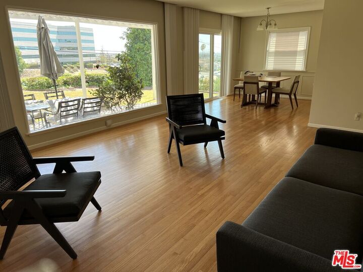 Property Photo:  5604 S Chariton Ave  CA 90056 