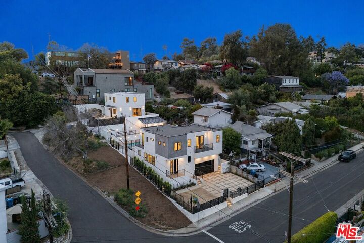 Property Photo:  1903 Lake Shore Ave  CA 90039 