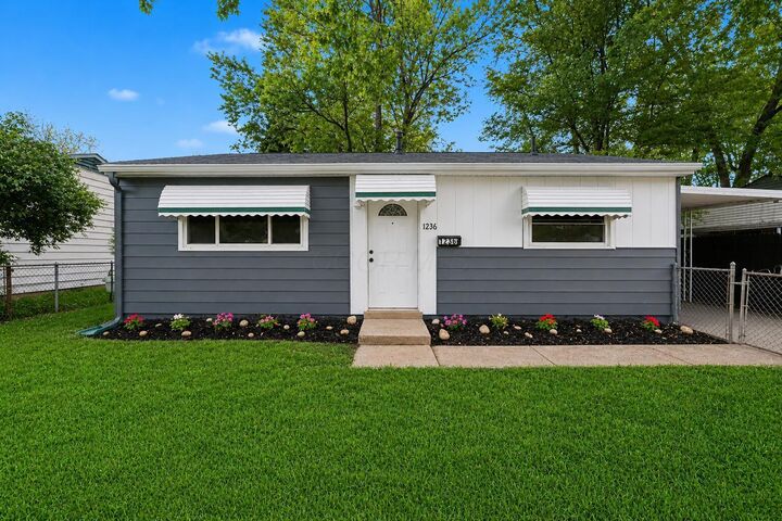 Property Photo:  1236 Grovewood Drive  OH 43207 