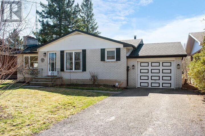 Property Photo: 10 Robert Road ON K7H 2Z8