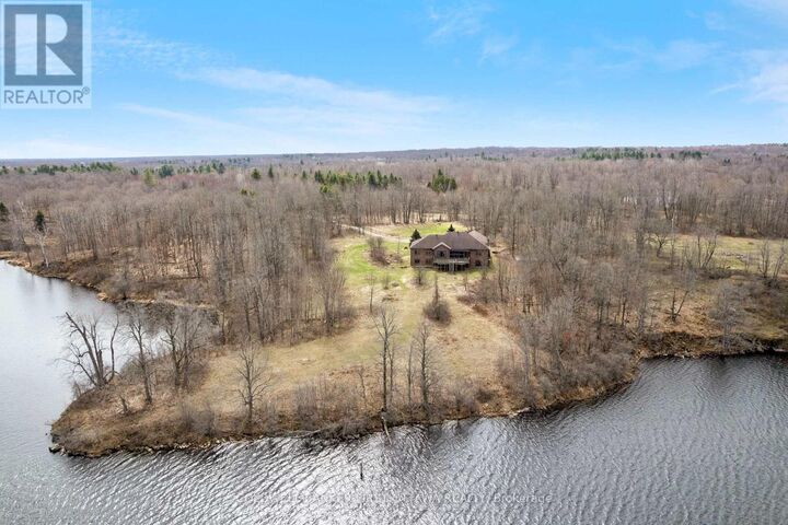 Property Photo:  399 Grady Road East  ON K0G 1X0 