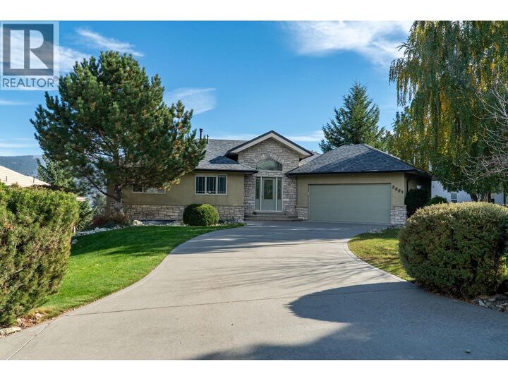 Property Photo:  2229 Capistrano Drive  BC V1V 2A2 