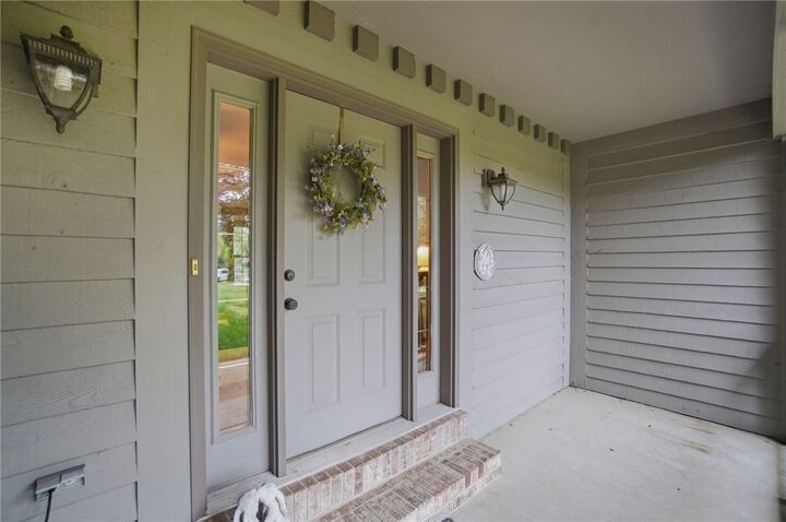 Property Photo:  1897 Thornwood Court  OH 45373 