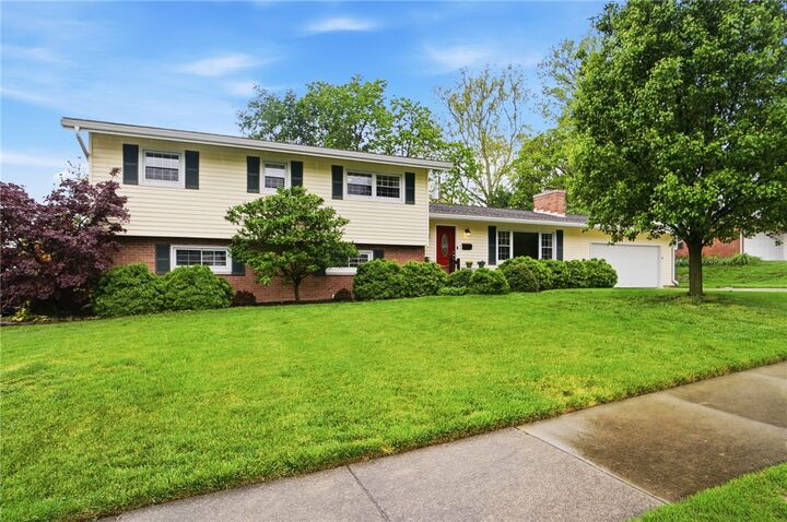 Property Photo:  302 Jackson Lane  OH 45044 