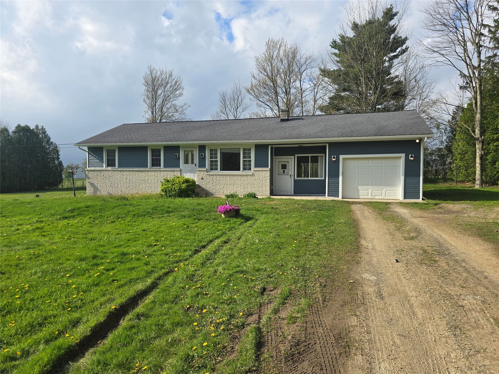 Property Photo:  30320 Sturgis Road  PA 16438 