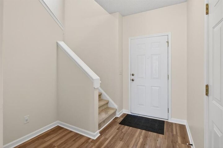 Property Photo:  100 Eagle Glen Drive NE  GA 30121 