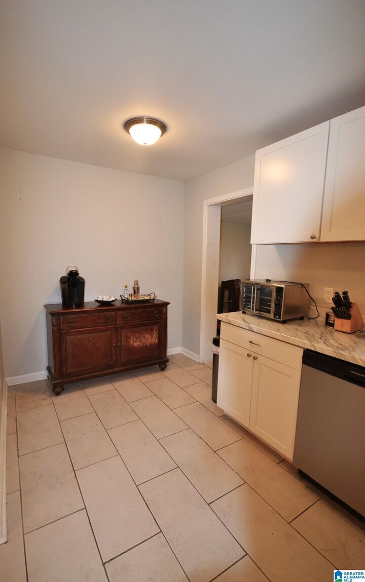 Property Photo:  1006 Avenue F  AL 35055 