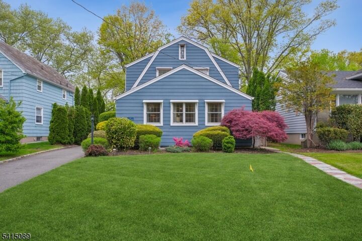 Property Photo:  61 Burnett Ter  NJ 07040 