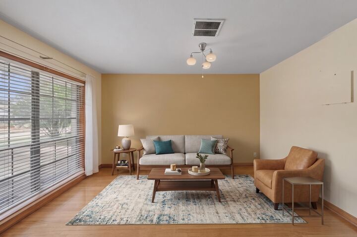 Property Photo:  2707 Droxford Drive  TX 77008 