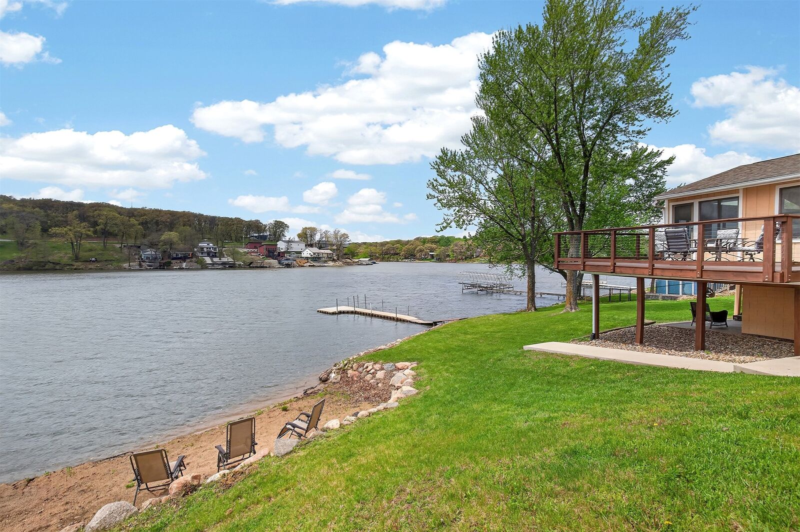 Property Photo:  9309 Diamondhead Drive  IA 50070 