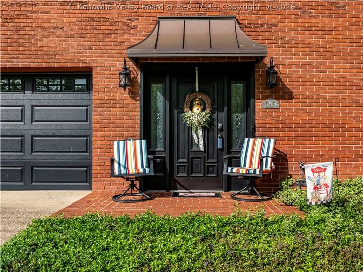 Property Photo:  1108 Montrose Drive  WV 25303 