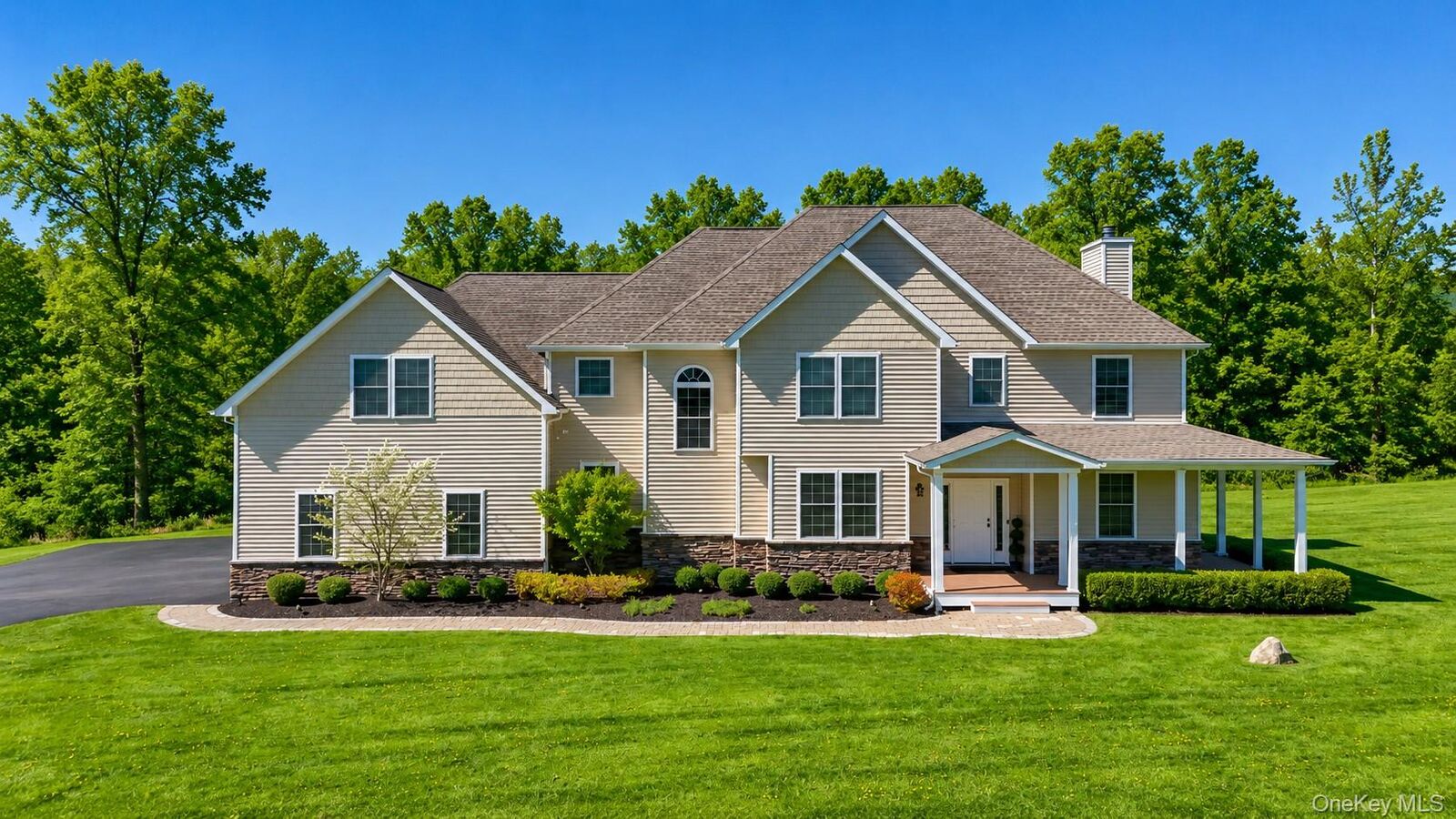 Property Photo:  2 Heidi Lane  NY 10918 