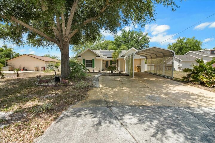 Property Photo:  35833 Dawn Drive  FL 34788 