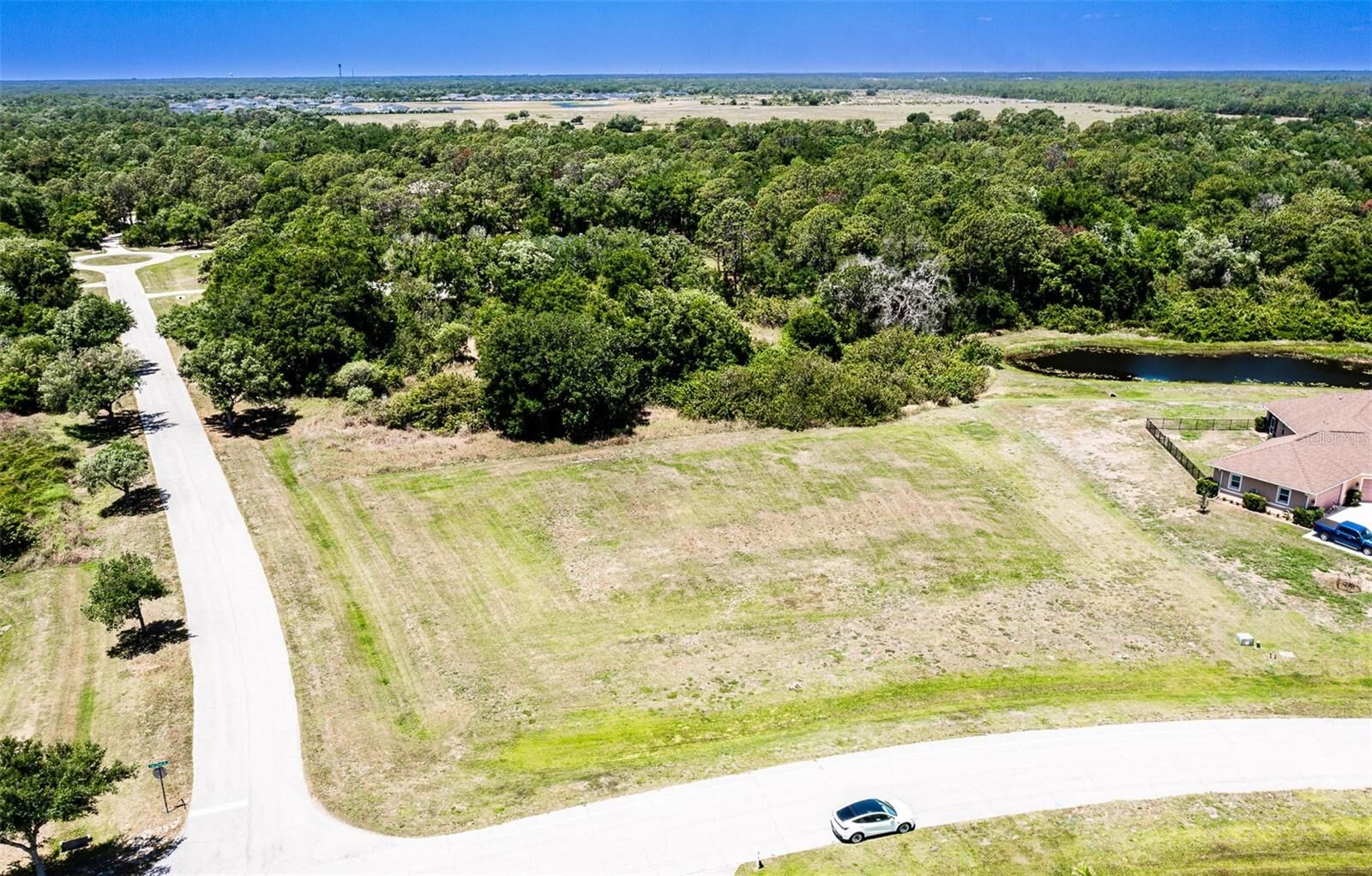 Property Photo:  6211 Foal Creek Drive  FL 34219 