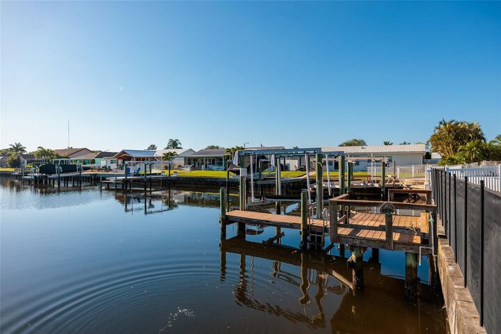 Property Photo:  9773 1st Street NE  FL 33702 