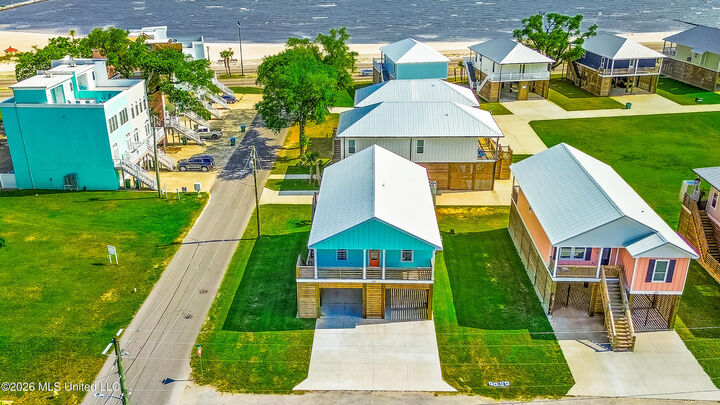 Property Photo:  103 17th Street  MS 39507 