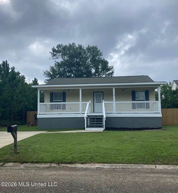 Property Photo:  112 Spruce Street  MS 39571 