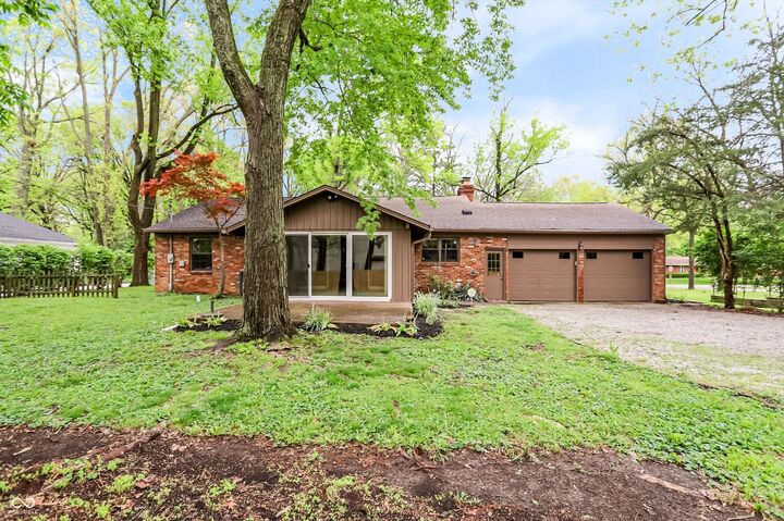 Property Photo:  3301 Melbourne Circle S  IN 46228 