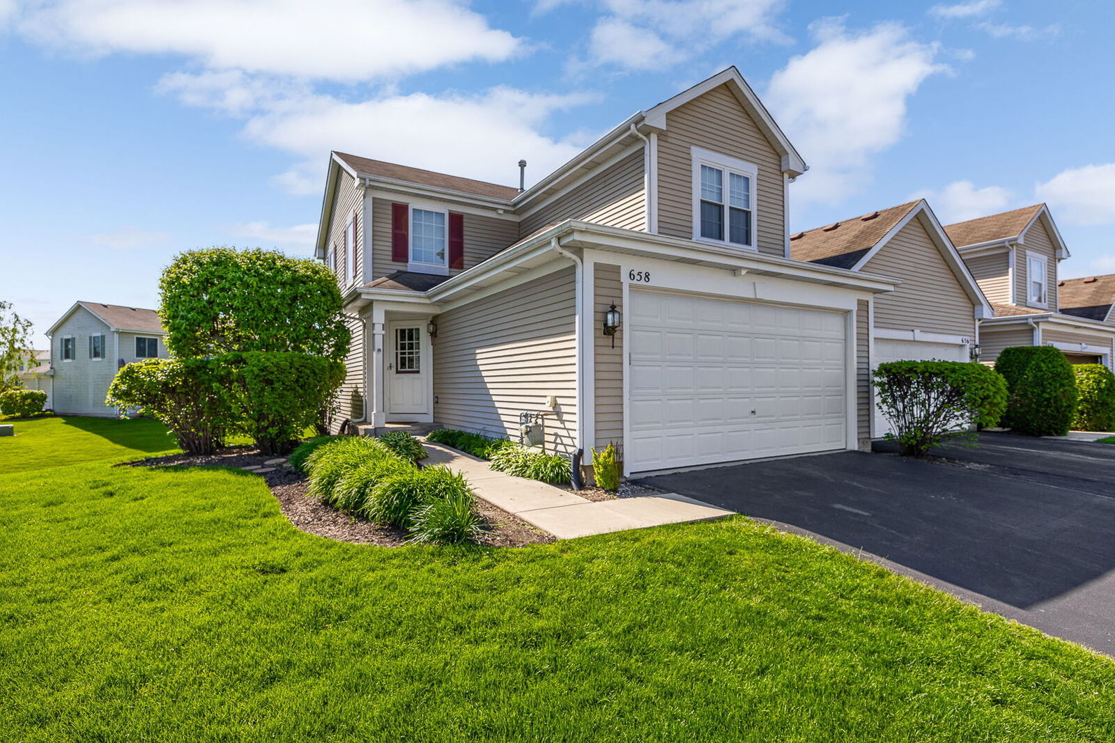 Property Photo:  658 Chestnut Ridge  IL 60447 
