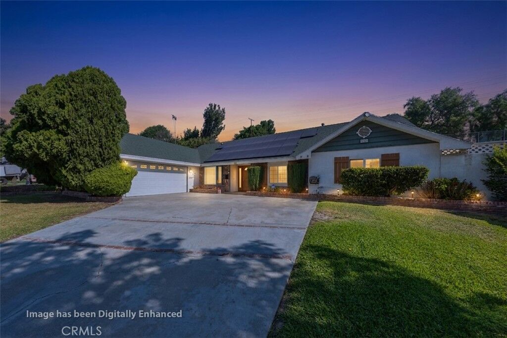 Property Photo:  5553 Peacock Lane  CA 92505 