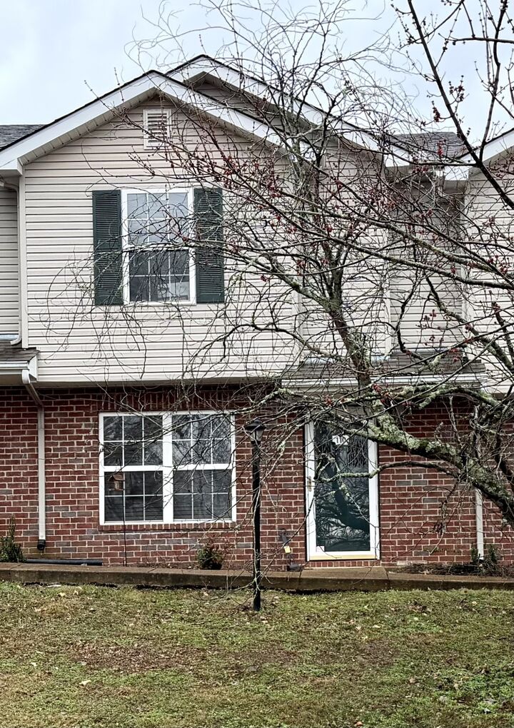 Property Photo:  110 Waterview Dr  TN 37075 
