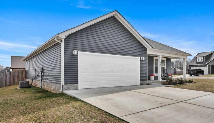 Property Photo:  441 Pomeroy Drive  TN 37042 