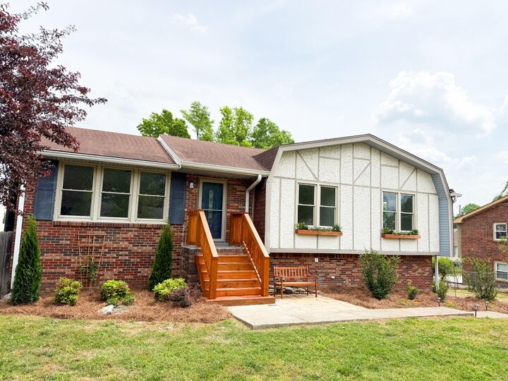 Property Photo:  119 Susan Dr  TN 37075 