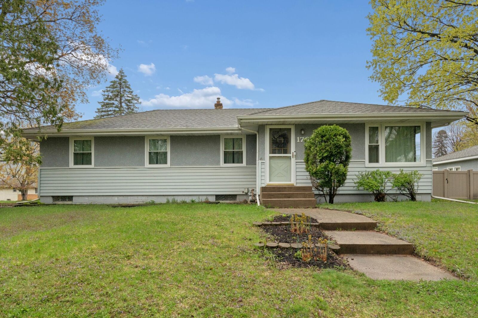 Property Photo:  1765 Galtier Street  MN 55113 
