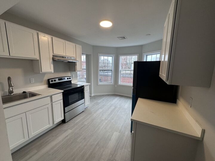 Property Photo:  20 Hysil Avenue 11  MA 02150 