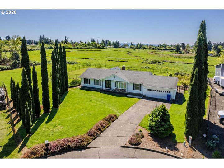 Property Photo:  17820 SE Emi St  OR 97089 