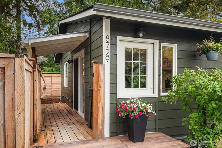 Property Photo:  8729  12th Avenue NW  WA 98117 
