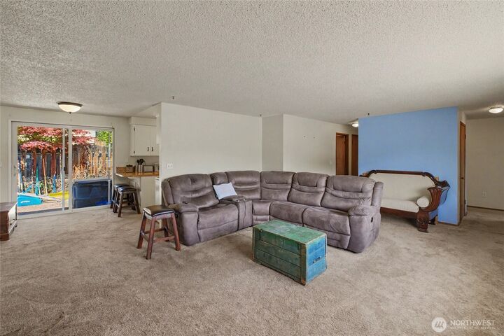 Property Photo:  1121  Jean St  SE  WA 98802 