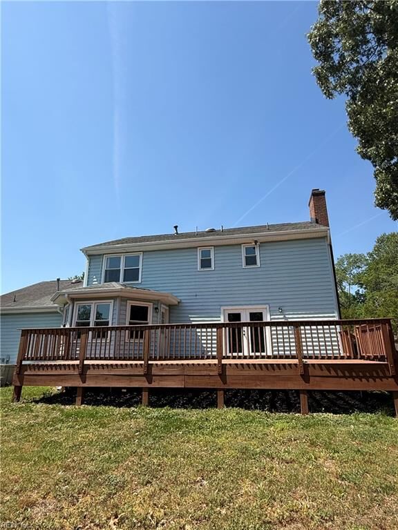 Property Photo:  627 Emerald Ct  VA 23320 