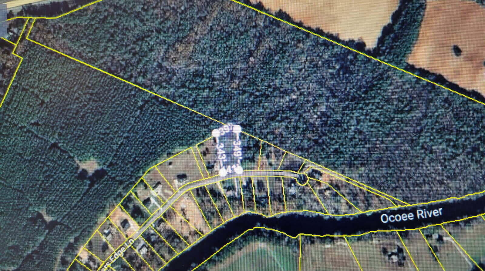 Property Photo:  211 Rivers Edge Lane  TN 37307 