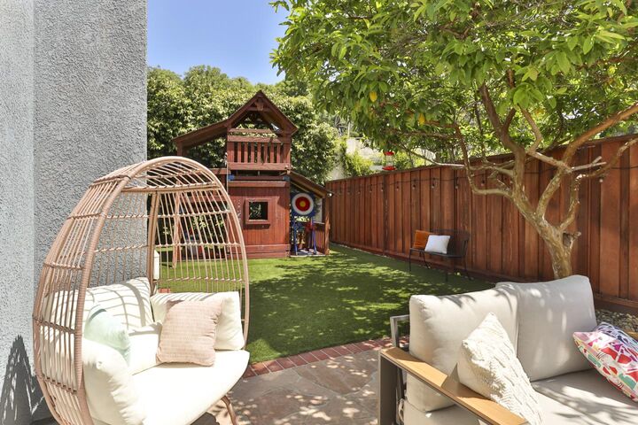 Property Photo:  2202 Estee Court  CA 95133 