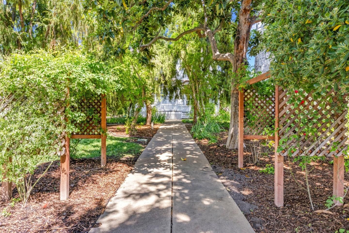 Property Photo:  2485 Hecker Pass Road  CA 95020 