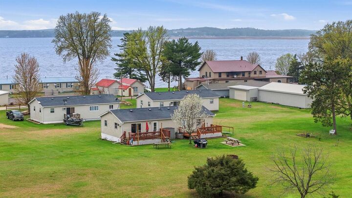 Property Photo:  W983 W North Shore Drive 14  WI 53949 