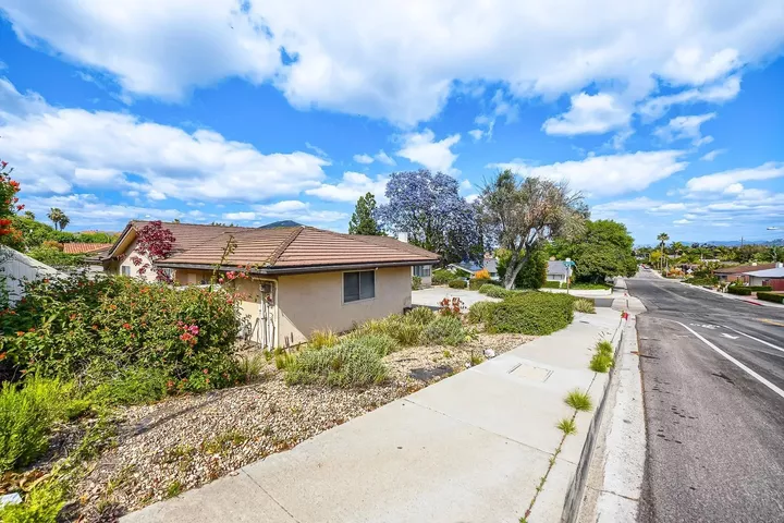 Property Photo:  6688 Murray Park Drive  CA 92120 