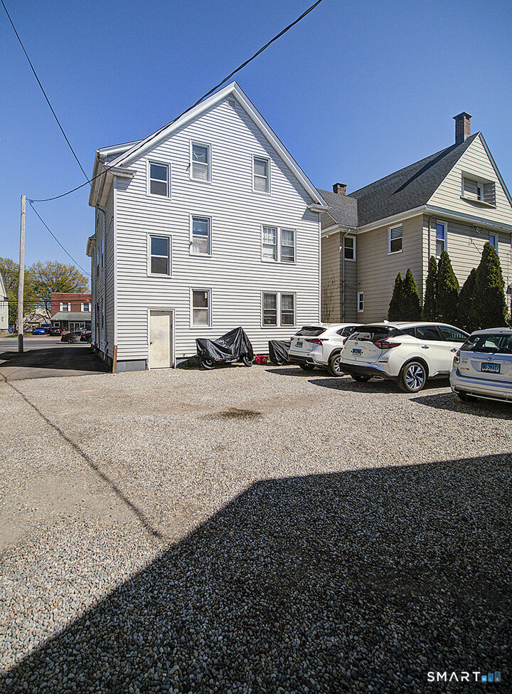 Property Photo:  1052 Dixwell Avenue  CT 06514 