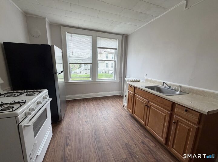 Property Photo: 22 Park Road CT 06119