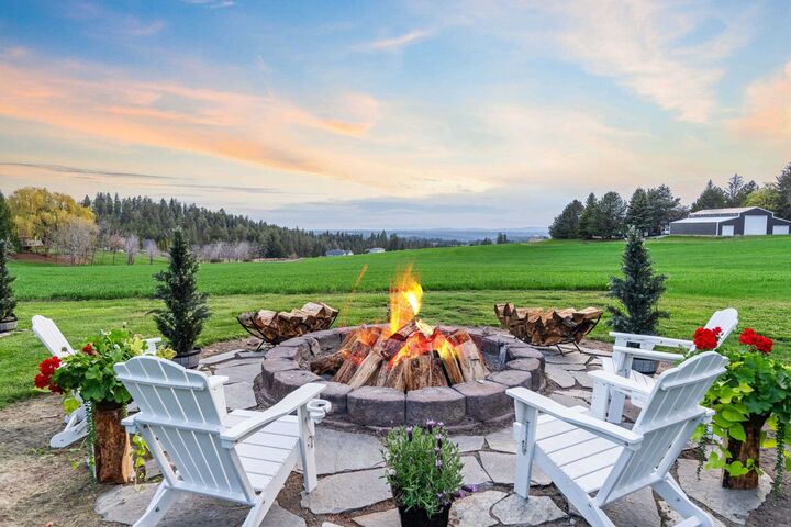 Property Photo:  7406 S Deerview Ln  WA 99223 