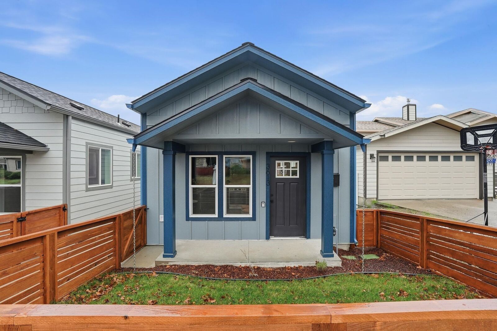 Property Photo:  3613 E 8th Ave 3615  WA 99202 