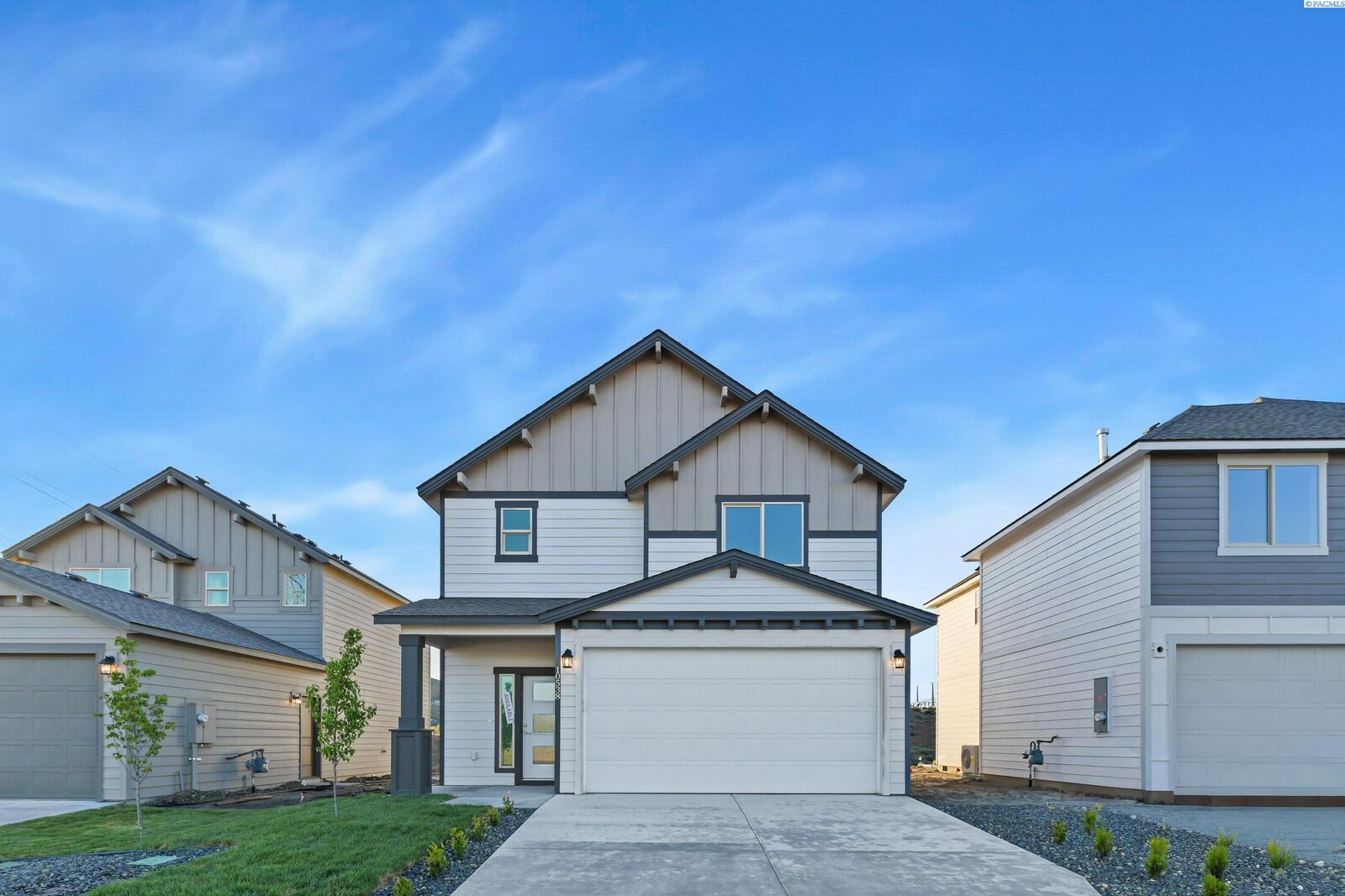 Property Photo: 10538 Clearwater Dr WA 99336