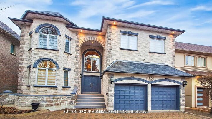 220 King High Drive — photo 1