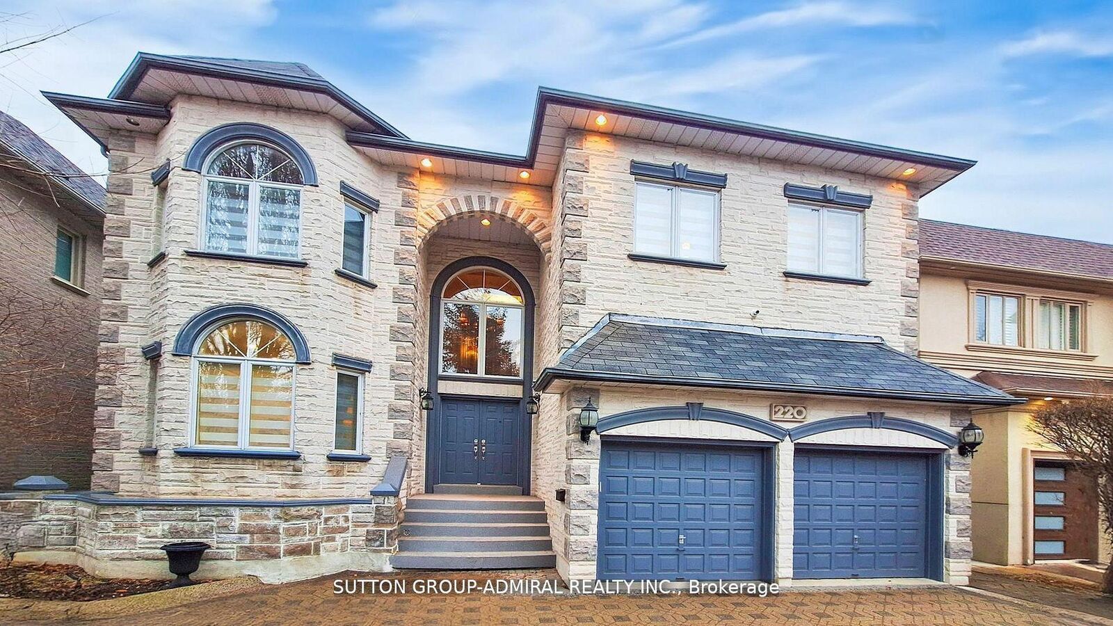 Property Photo: 220 King High Drive ON L4J 3N5