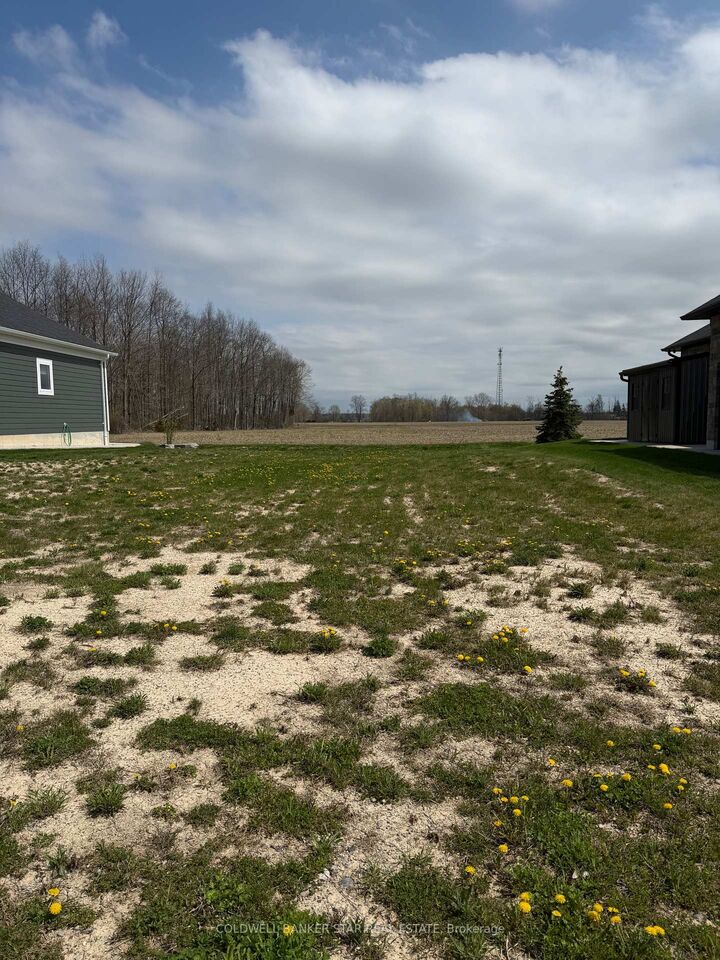 Property Photo:  79 Deerfield Road  ON N0M 1T0 