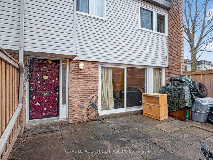 Property Photo: 148 Milestone Crescent ON L4G 3M2